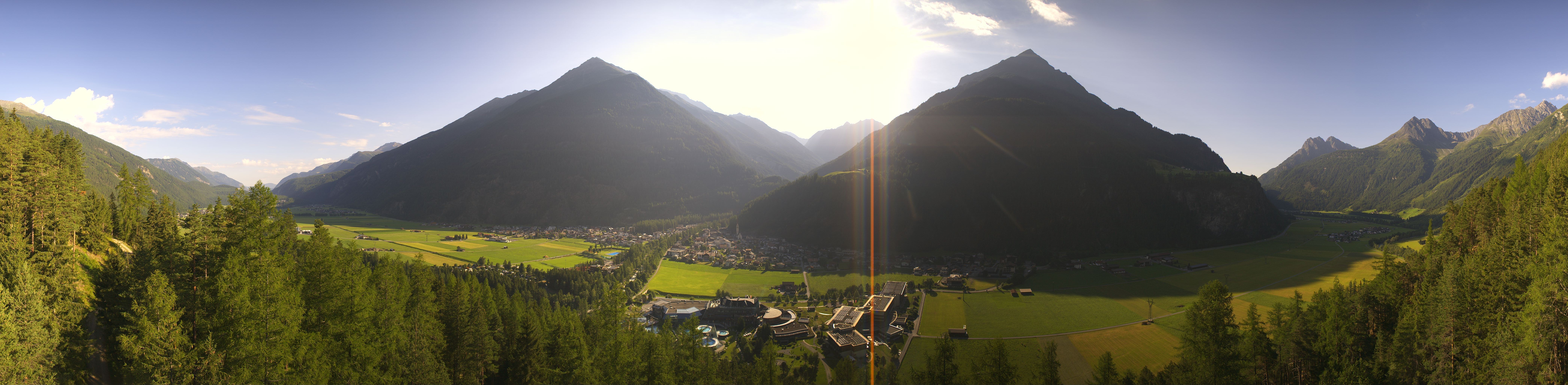 Archiv Foto Webcam Blick auf Längenfeld