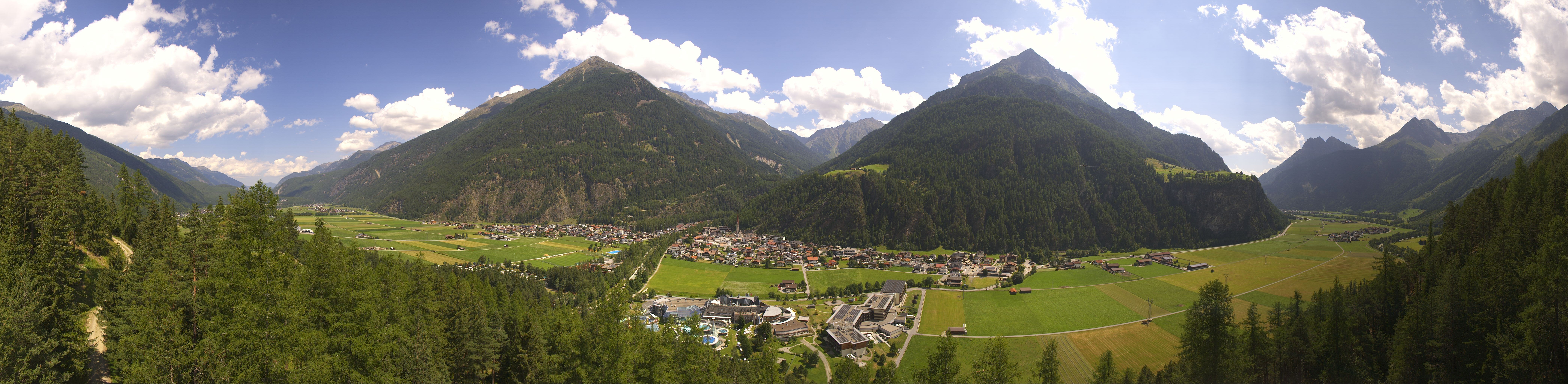 Archiv Foto Webcam Blick auf Längenfeld