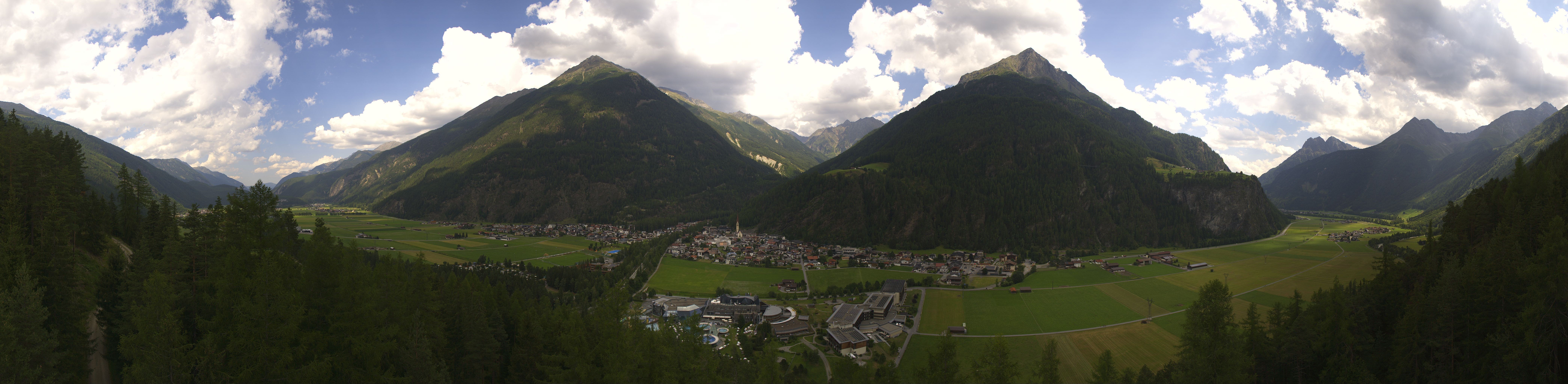 Archiv Foto Webcam Blick auf Längenfeld