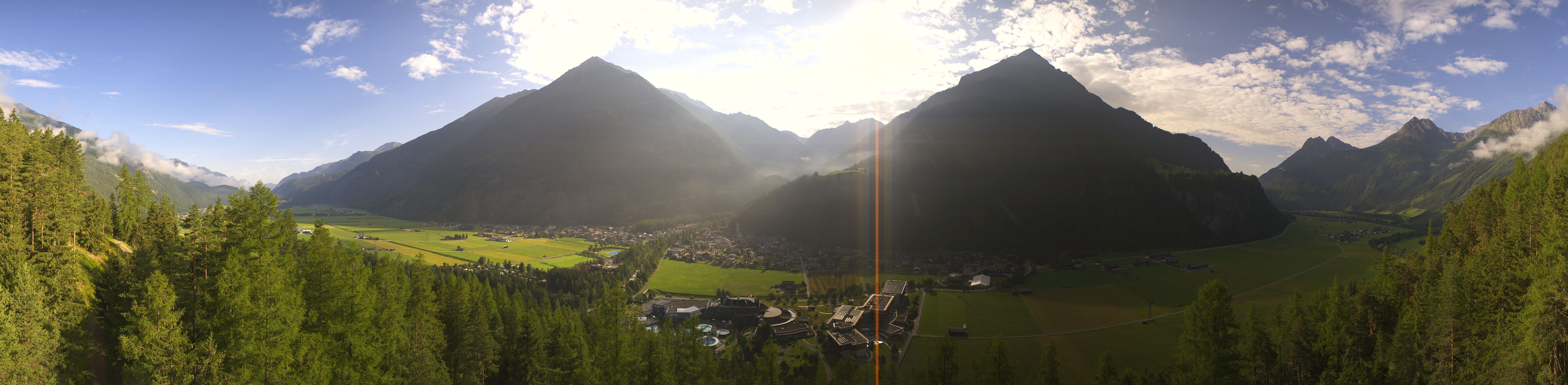 Archiv Foto Webcam Blick auf Längenfeld