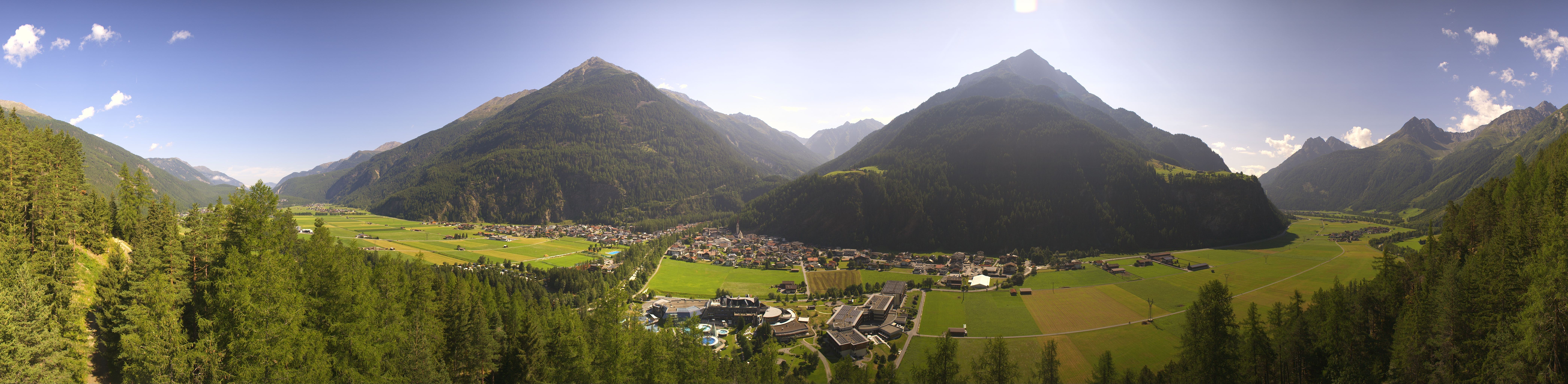 Archiv Foto Webcam Blick auf Längenfeld