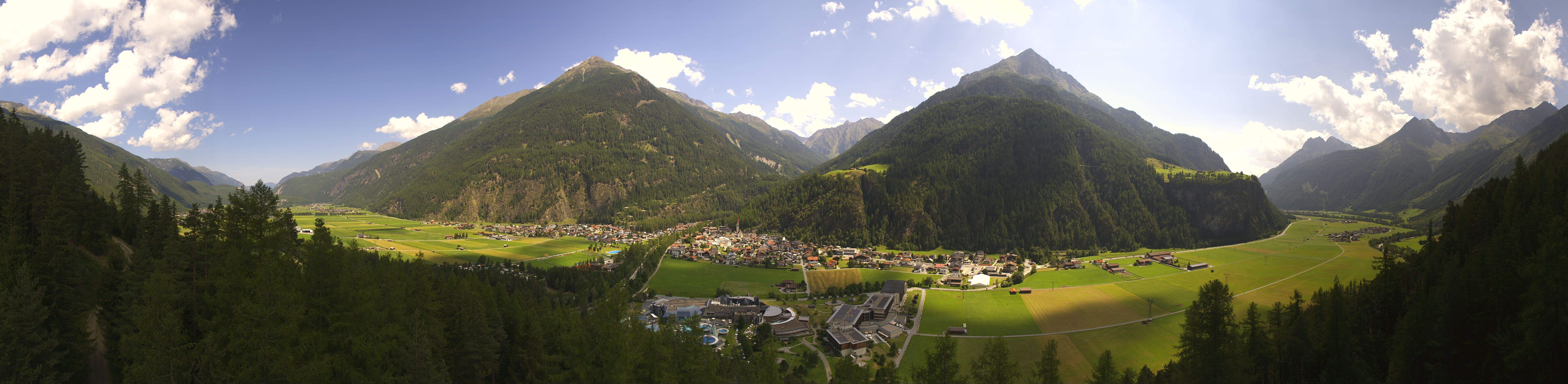Archiv Foto Webcam Blick auf Längenfeld