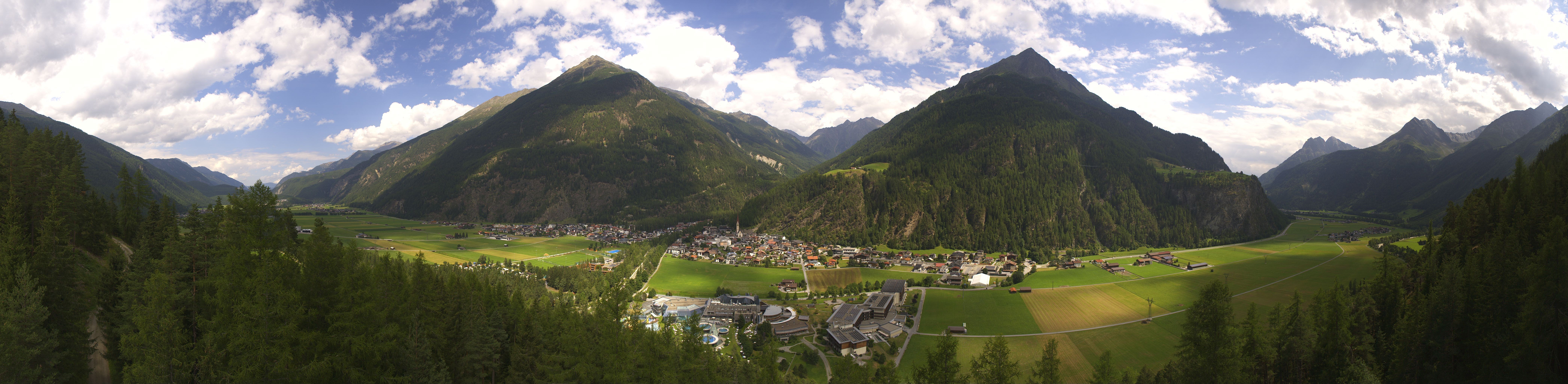 Archiv Foto Webcam Blick auf Längenfeld