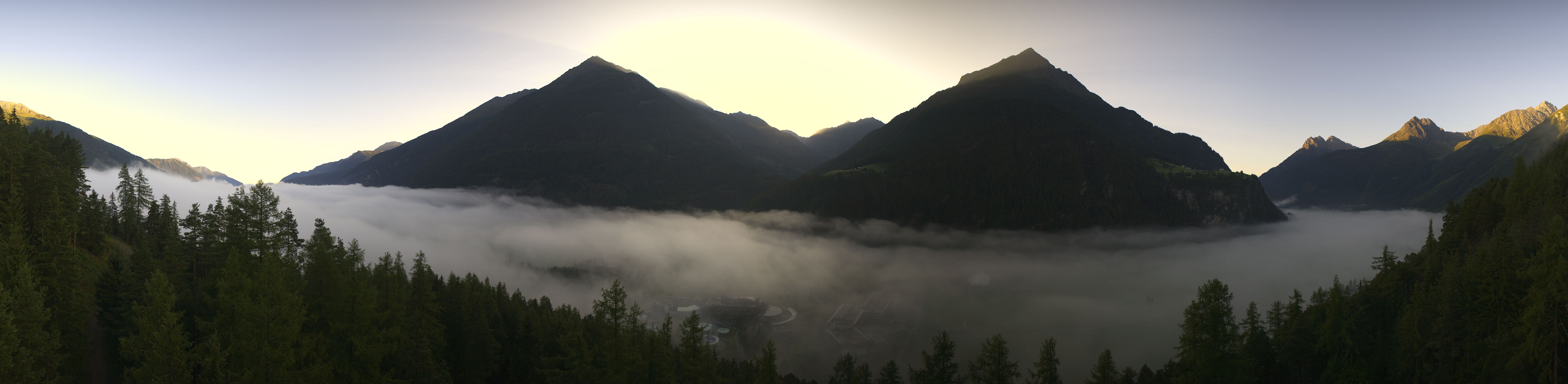 Archiv Foto Webcam Blick auf Längenfeld