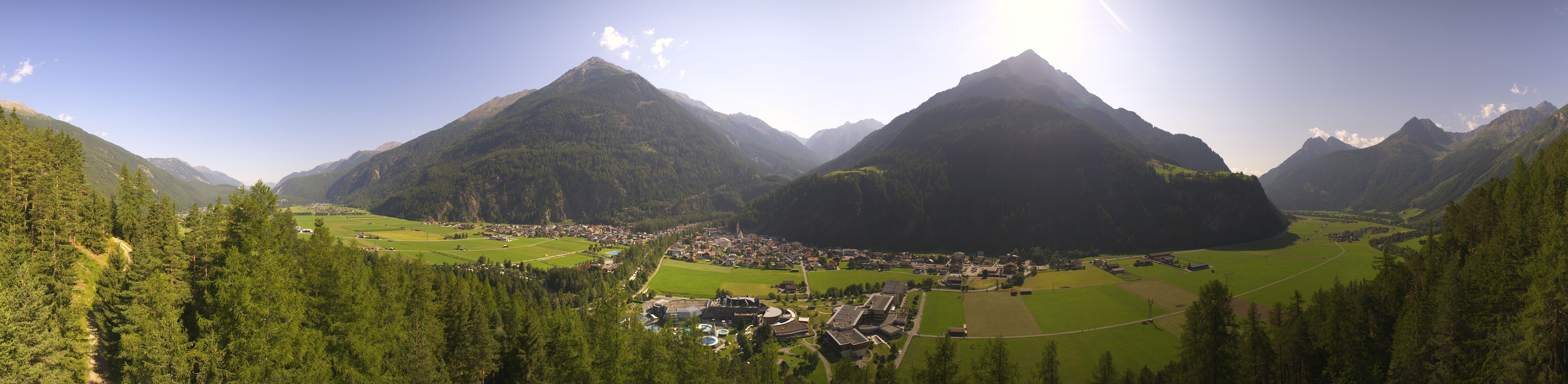 Archiv Foto Webcam Blick auf Längenfeld