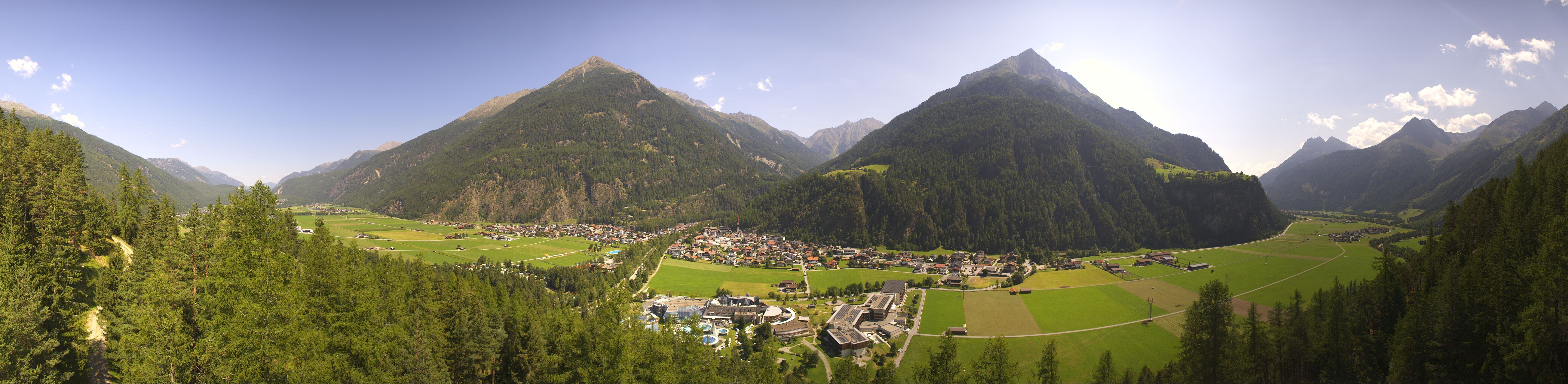 Archiv Foto Webcam Blick auf Längenfeld