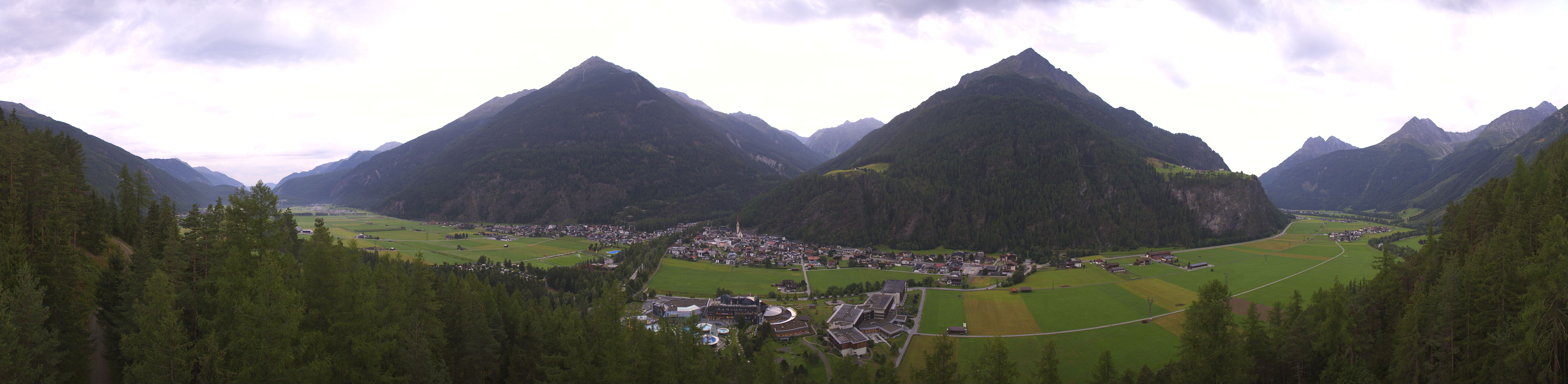 Archiv Foto Webcam Blick auf Längenfeld