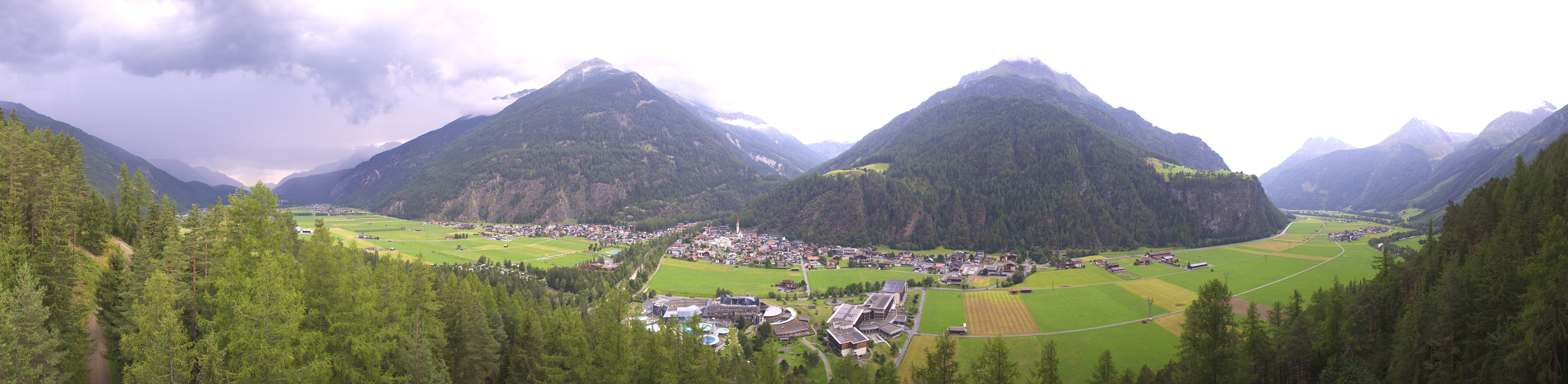 Archiv Foto Webcam Blick auf Längenfeld