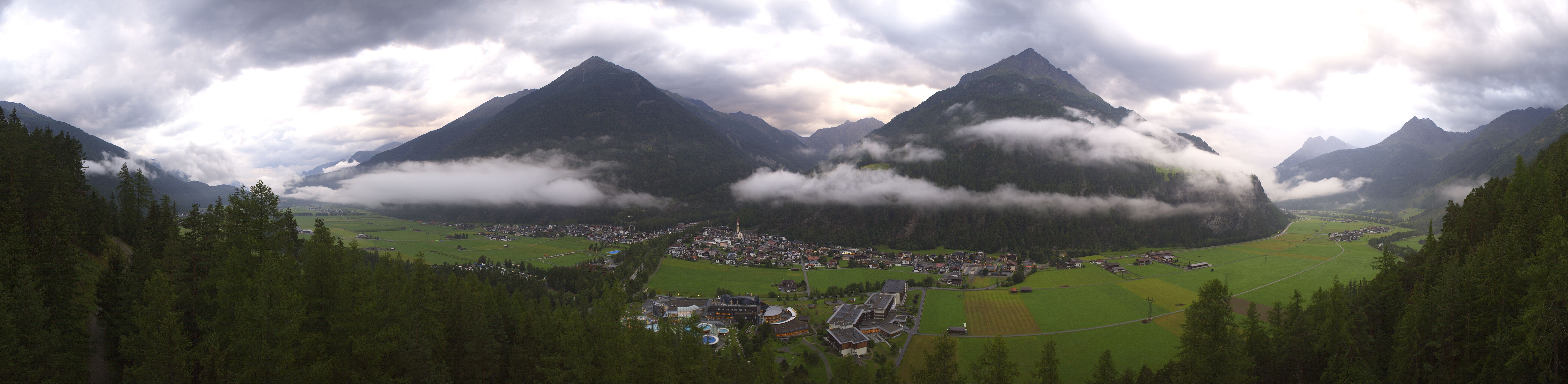 Archiv Foto Webcam Blick auf Längenfeld