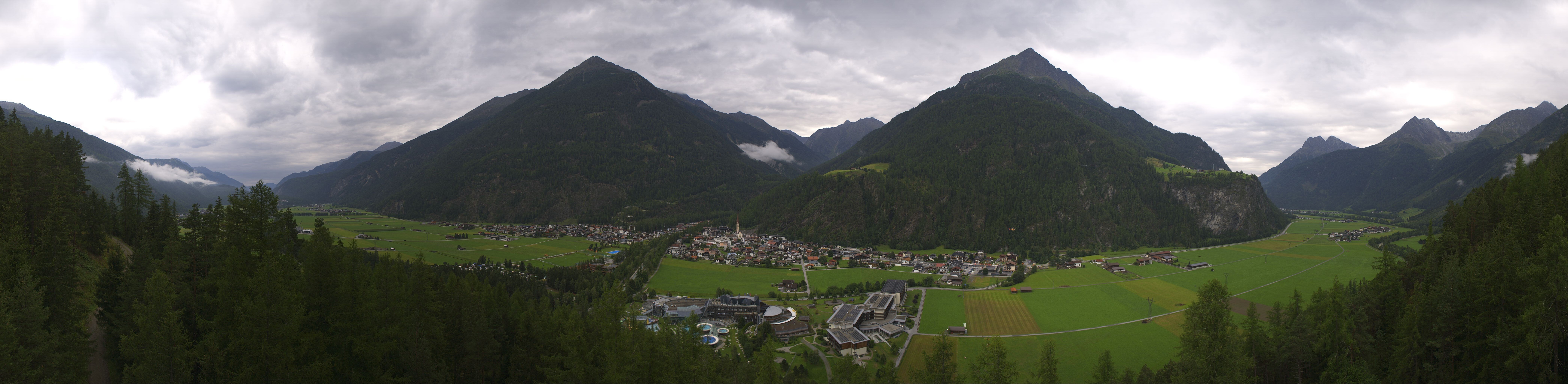 Archiv Foto Webcam Blick auf Längenfeld