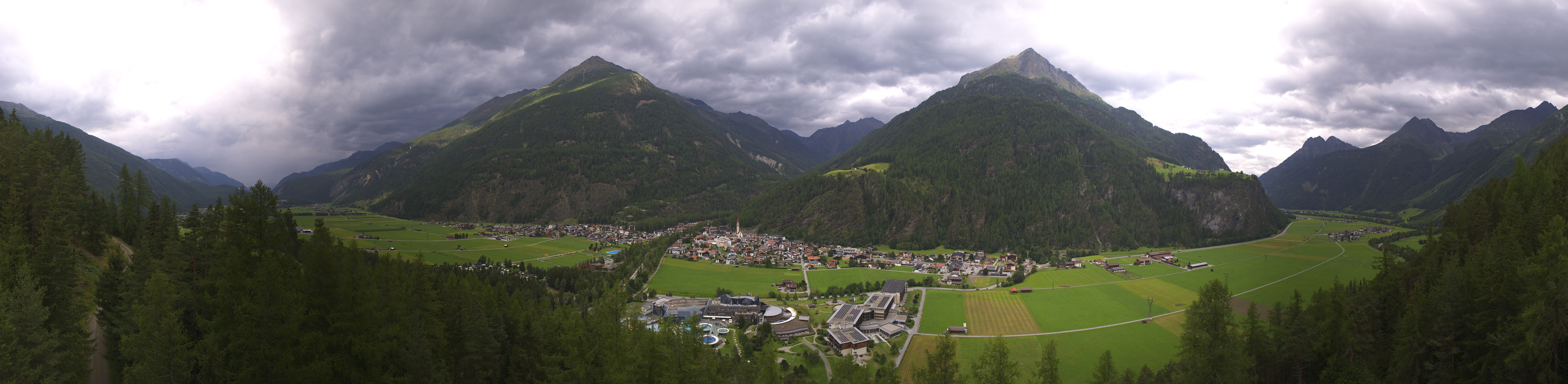 Archiv Foto Webcam Blick auf Längenfeld