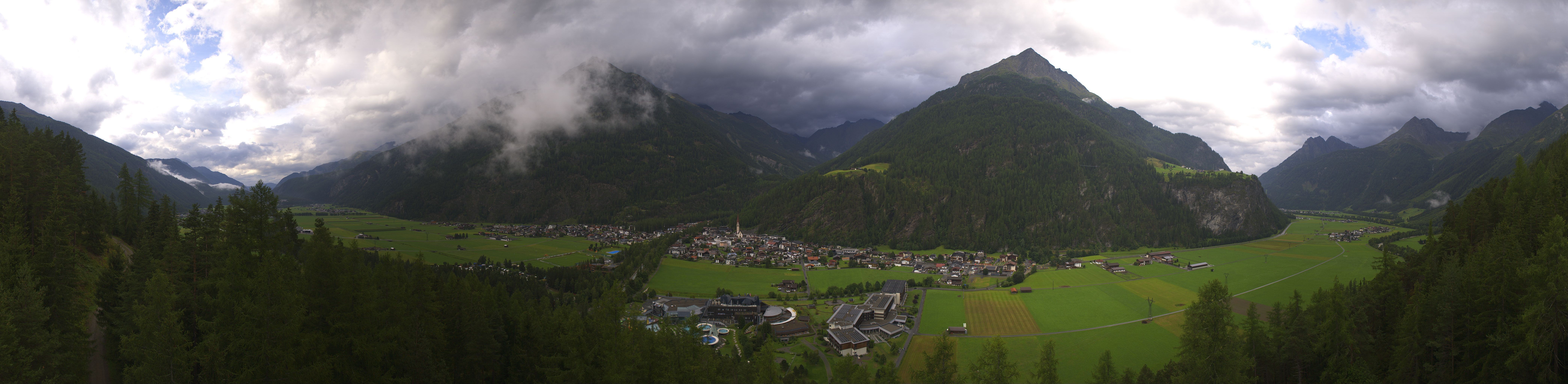 Archiv Foto Webcam Blick auf Längenfeld
