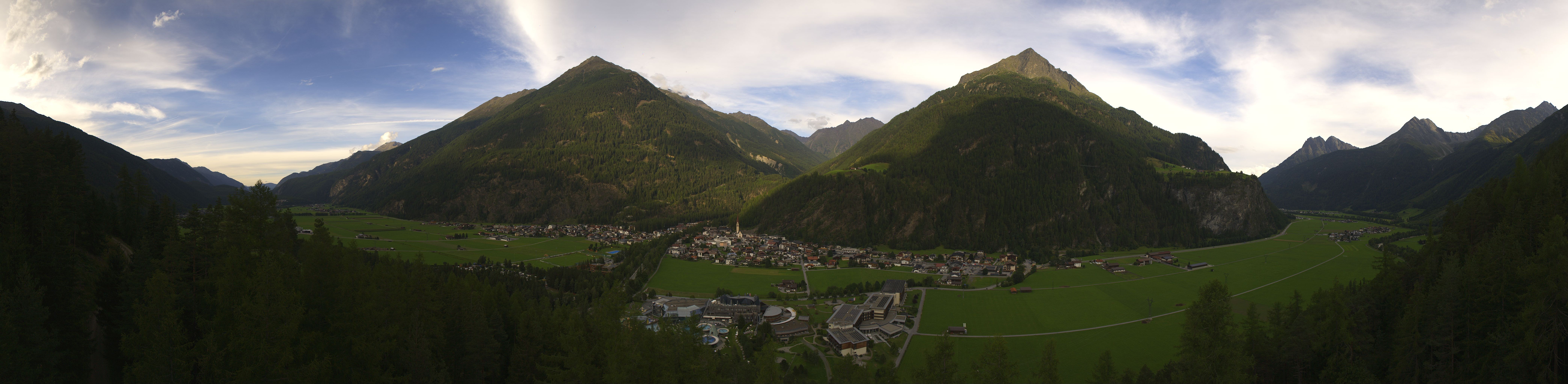 Archiv Foto Webcam Blick auf Längenfeld