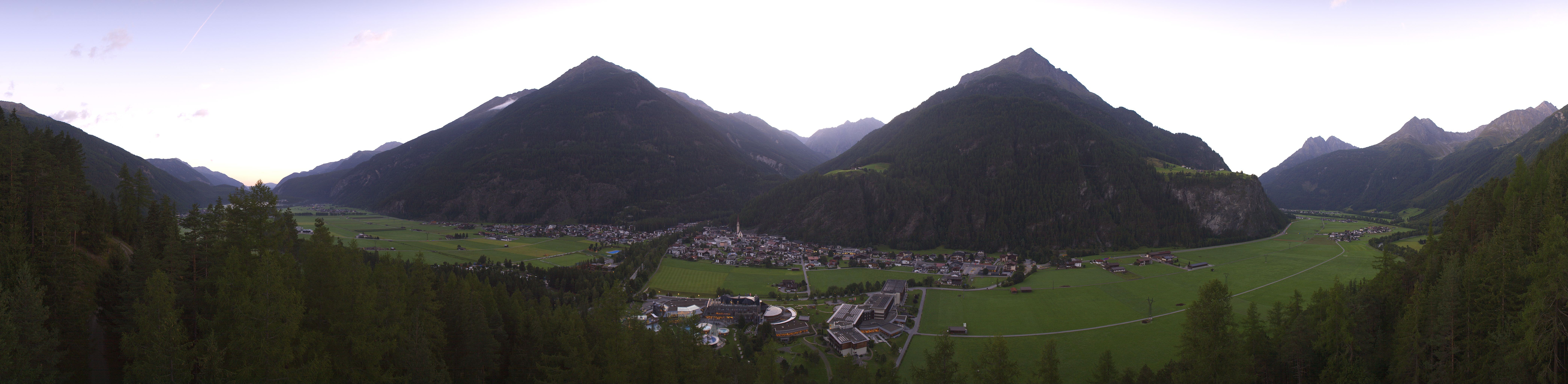 Archiv Foto Webcam Blick auf Längenfeld