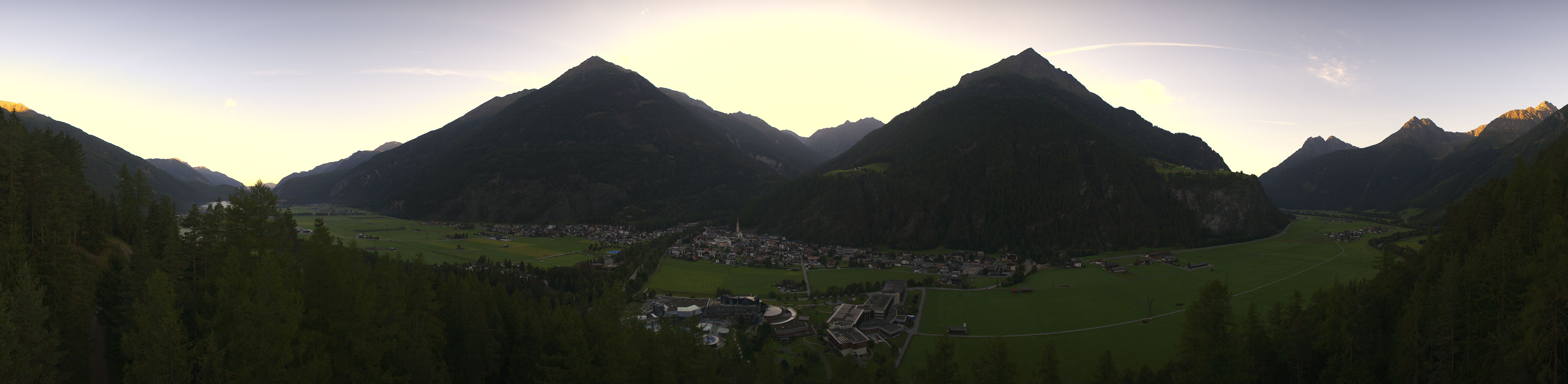 Archiv Foto Webcam Blick auf Längenfeld