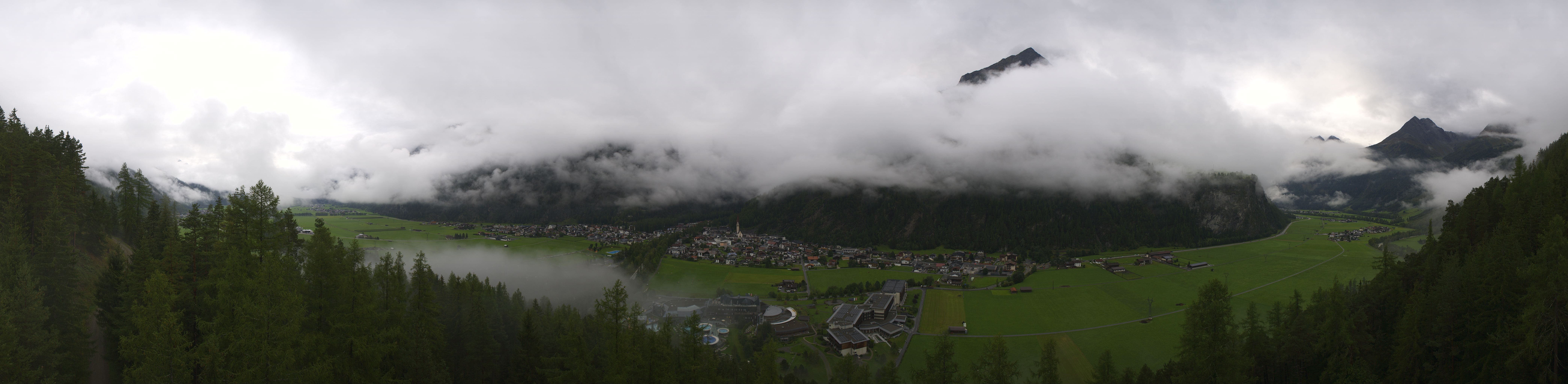 Archiv Foto Webcam Blick auf Längenfeld