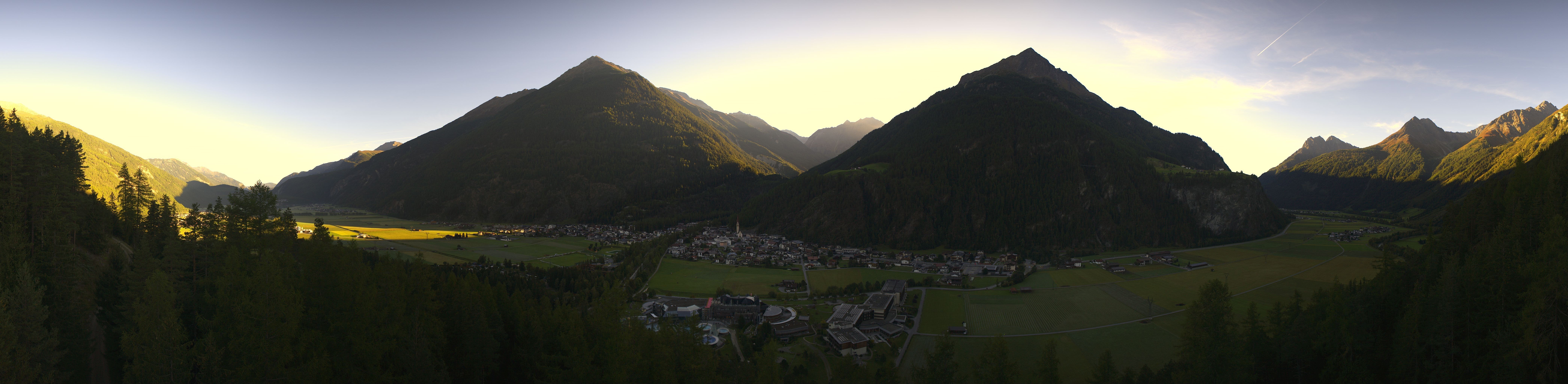 Archiv Foto Webcam Blick auf Längenfeld