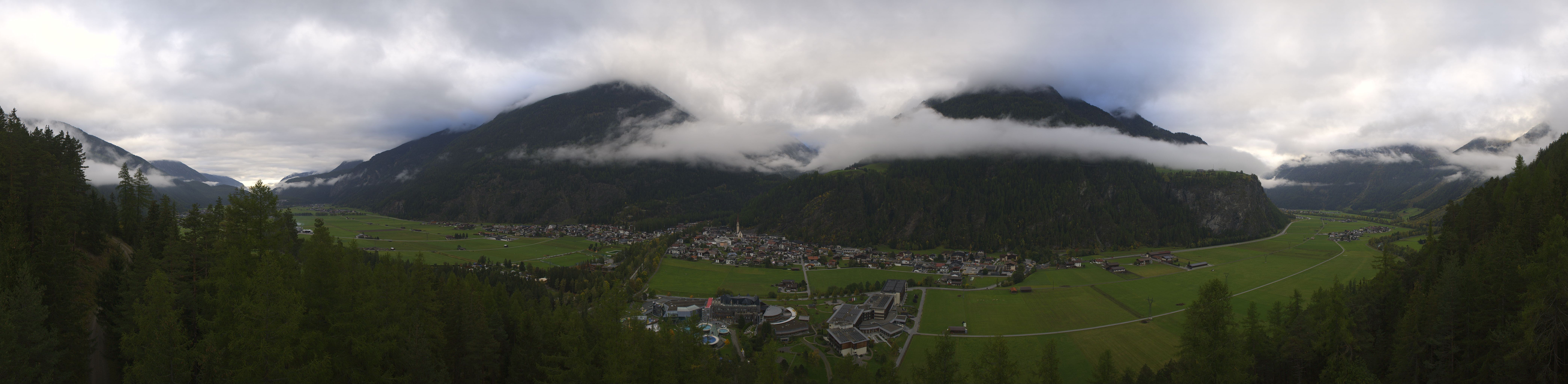 Archiv Foto Webcam Blick auf Längenfeld