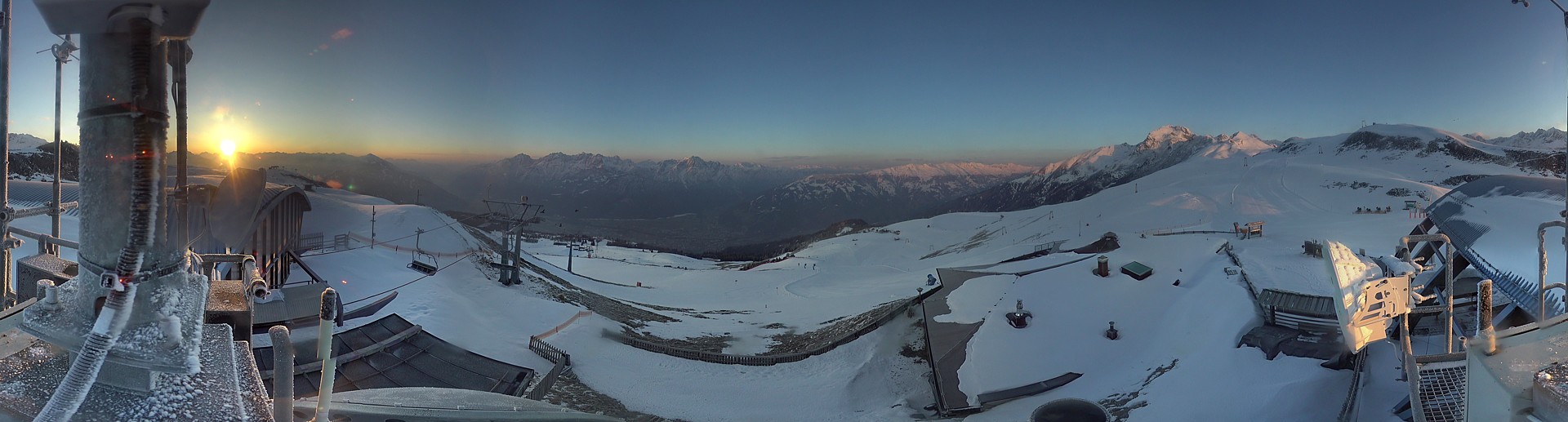 Archiv Foto Webcam Lienz: Panorama Zettersfeld