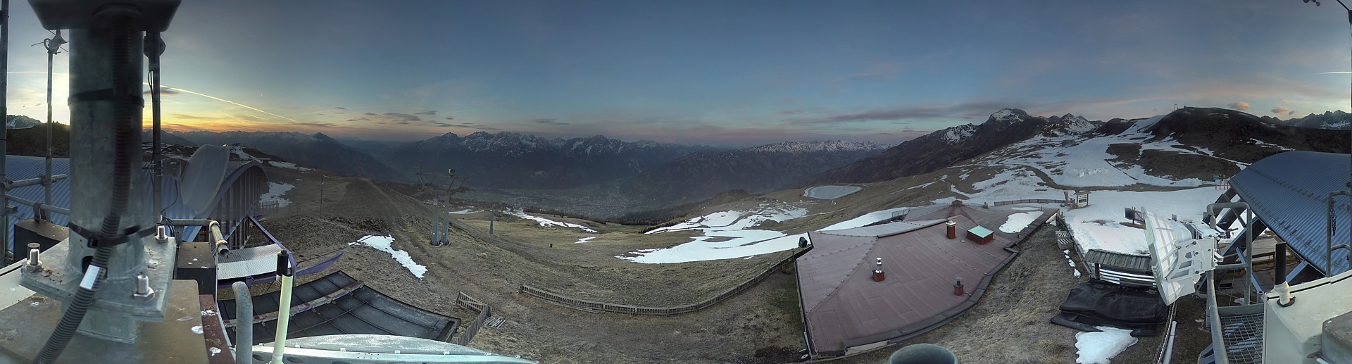 Archiv Foto Webcam Lienz: Panorama Zettersfeld