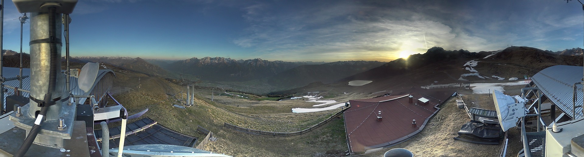 Archiv Foto Webcam Lienz: Panorama Zettersfeld