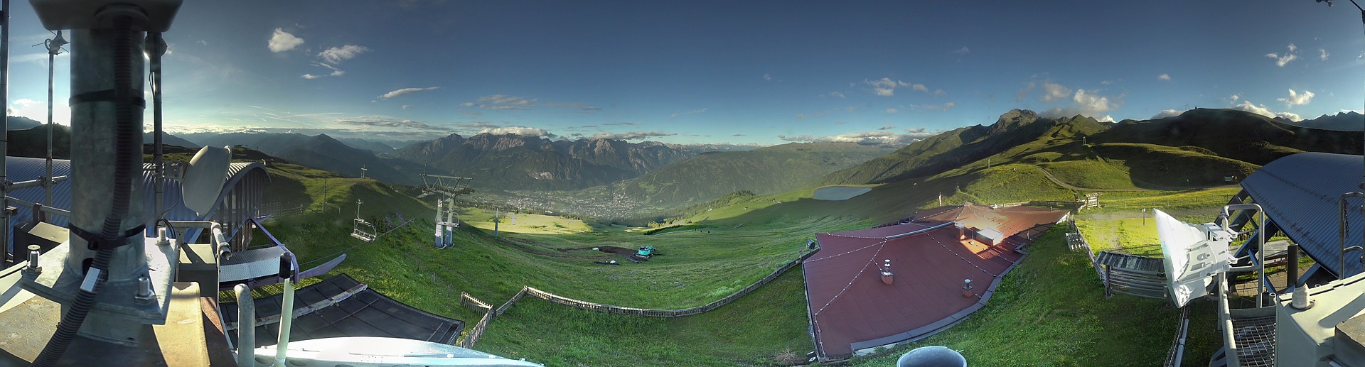 Archiv Foto Webcam Lienz: Panorama Zettersfeld