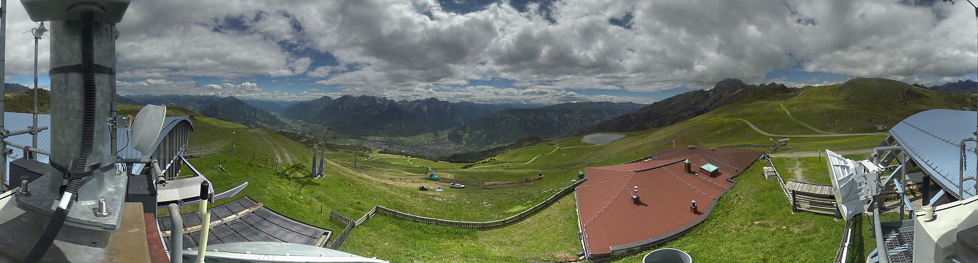 Archiv Foto Webcam Lienz: Panorama Zettersfeld
