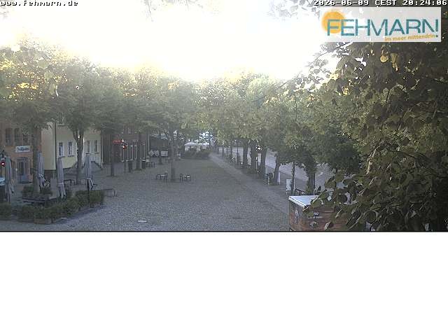 Archived image Webcam Fehmarn: View Market Place in Burg