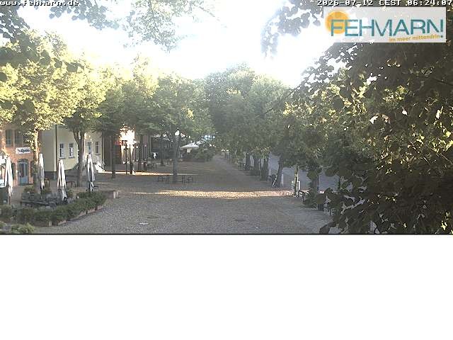 Archived image Webcam Fehmarn: View Market Place in Burg