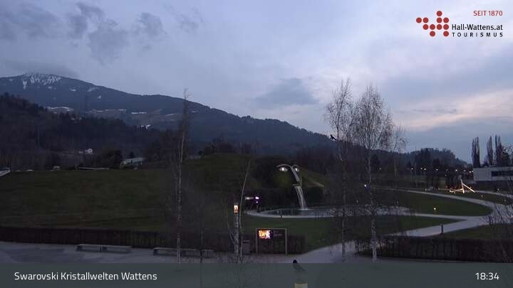 Archiv Foto Wattens: Swarovski Kristallwelten Video-Webcam