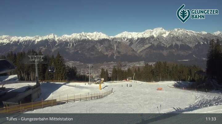 Archiv Foto Webcam Tulfes: Blick von der Mittelstation am Glungezer