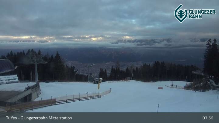 Archiv Foto Webcam Tulfes: Blick von der Mittelstation am Glungezer