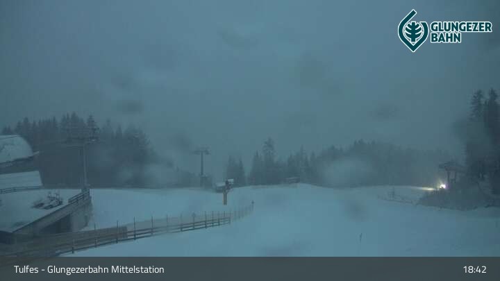 Archived image Webcam Tulfes - View from Mid Station Glungezer