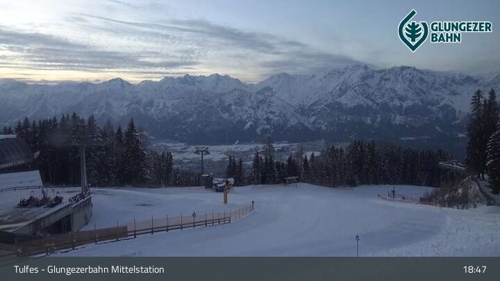 Archiv Foto Webcam Tulfes: Blick von der Mittelstation am Glungezer