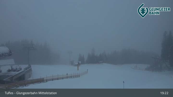 Archiv Foto Webcam Tulfes: Blick von der Mittelstation am Glungezer