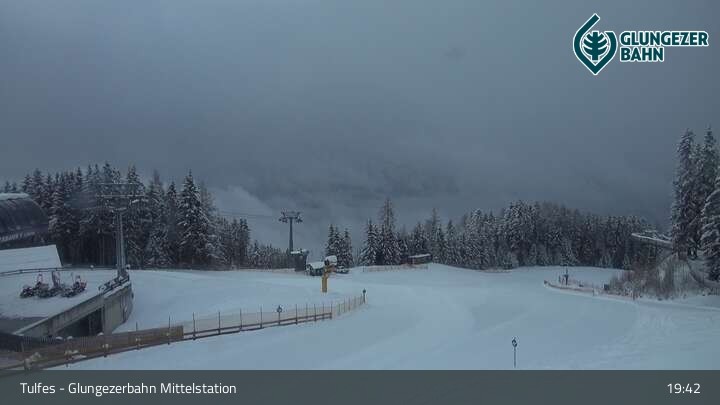 Archived image Webcam Tulfes - View from Mid Station Glungezer