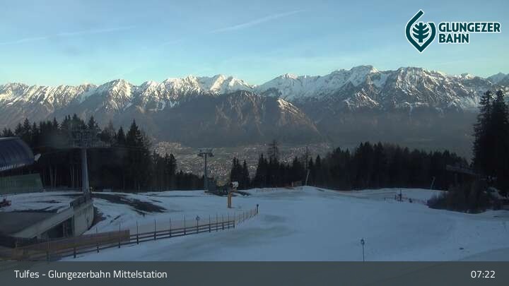 Archiv Foto Webcam Tulfes: Blick von der Mittelstation am Glungezer