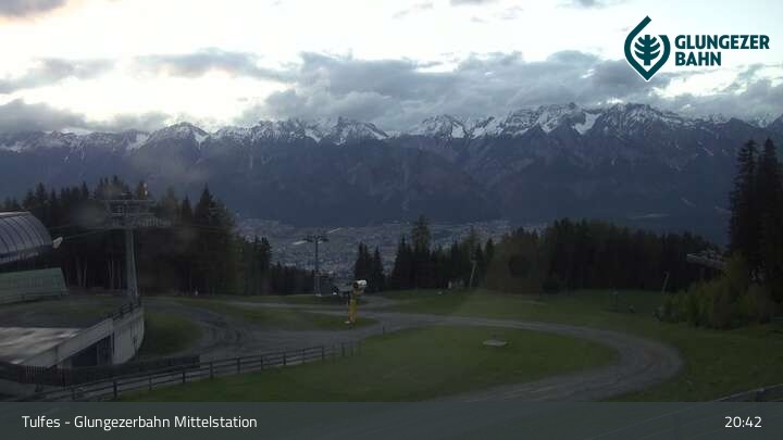 Archiv Foto Webcam Tulfes: Blick von der Mittelstation am Glungezer