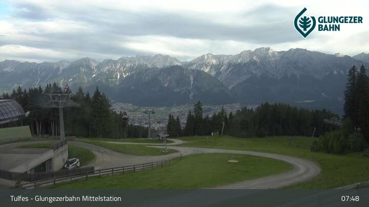 Archiv Foto Webcam Tulfes: Blick von der Mittelstation am Glungezer