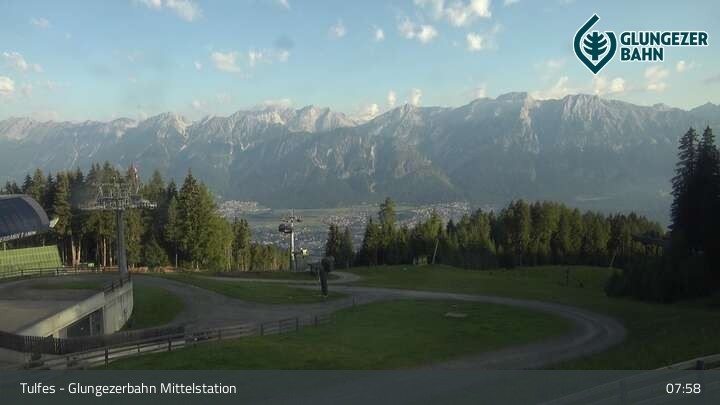 Archived image Webcam Tulfes - View from Mid Station Glungezer