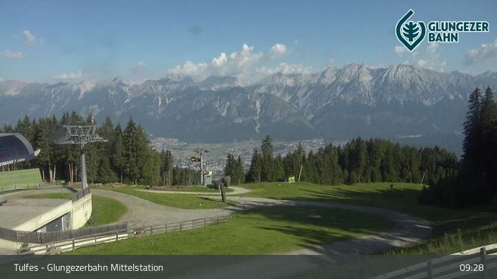 Archived image Webcam Tulfes - View from Mid Station Glungezer