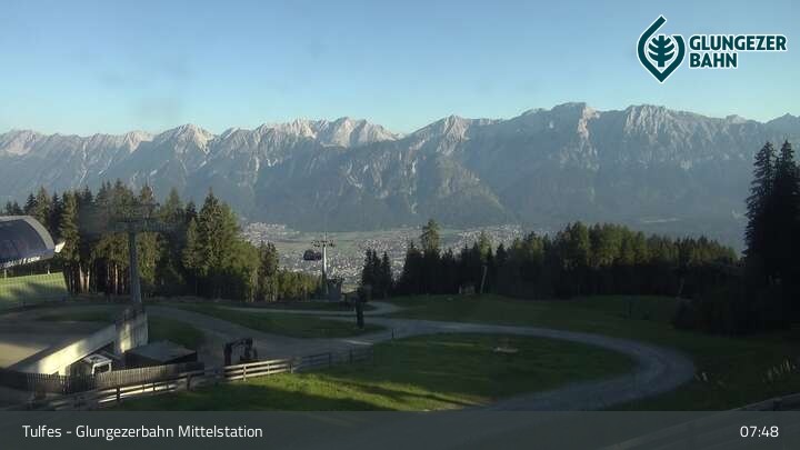Archiv Foto Webcam Tulfes: Blick von der Mittelstation am Glungezer