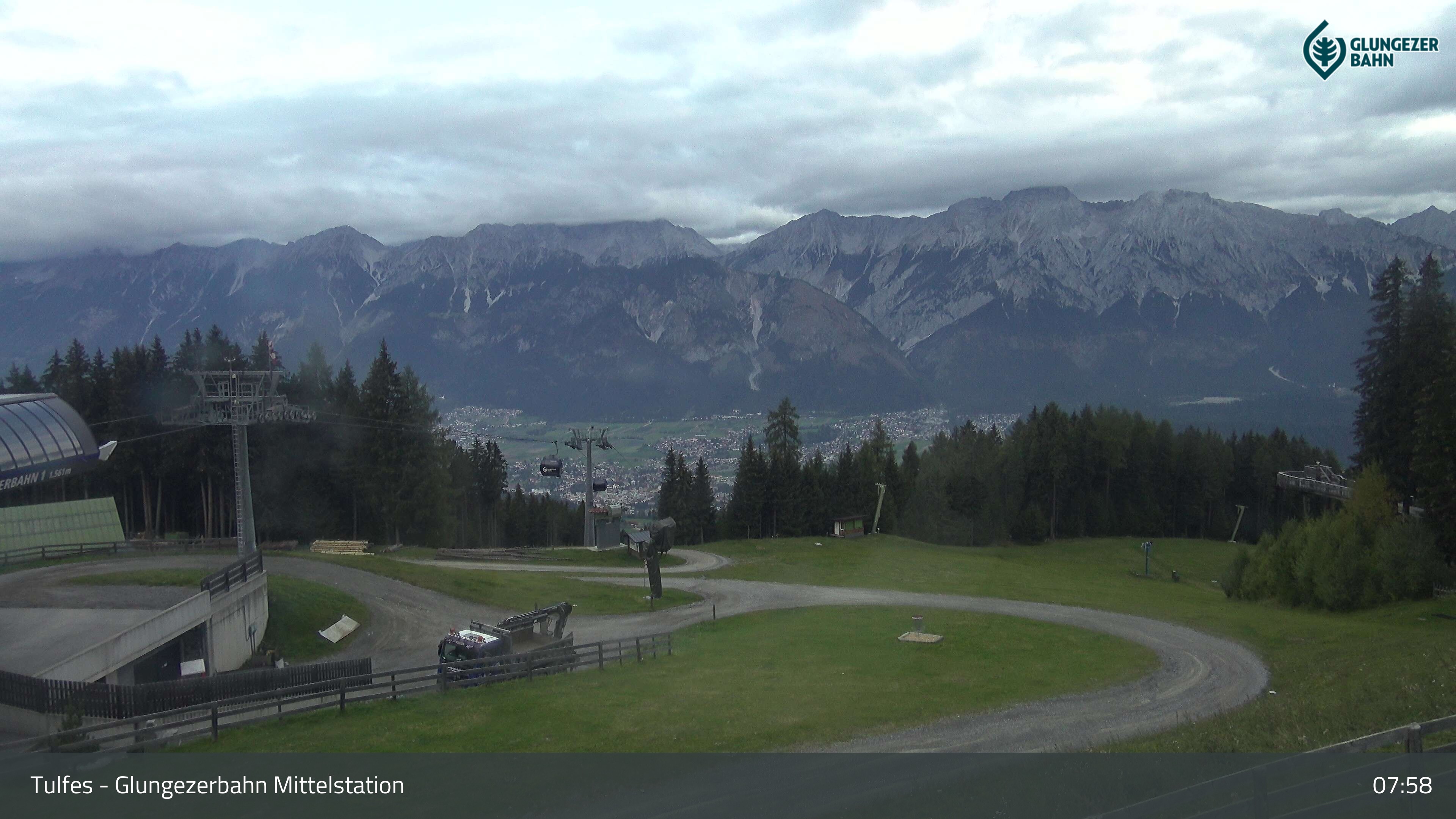 Archived image Webcam Tulfes - View from Mid Station Glungezer