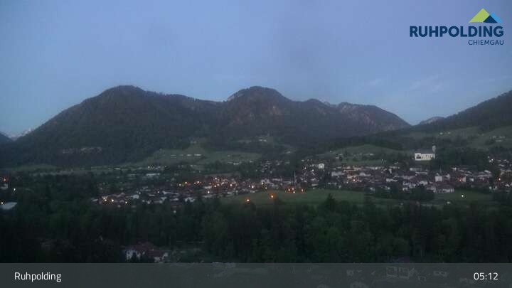 Archiv Foto Webcam Panorama Ruhpolding: Ort und Berge