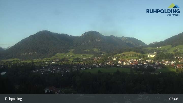 Archiv Foto Webcam Panorama Ruhpolding: Ort und Berge