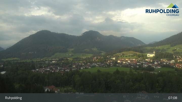 Archiv Foto Webcam Panorama Ruhpolding: Ort und Berge