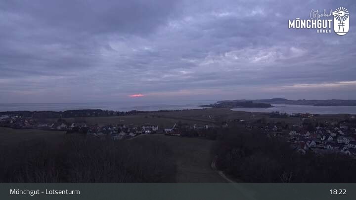 Archived image Webcam Rügen: Pilot Tower Mönchgut