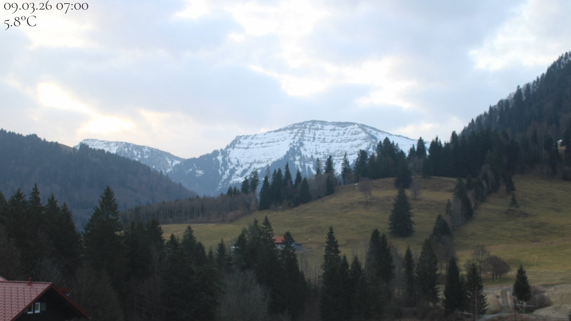 Archiv Foto Webcam Oberstaufen - Blick Hochgrat vom Biohotel Schratt