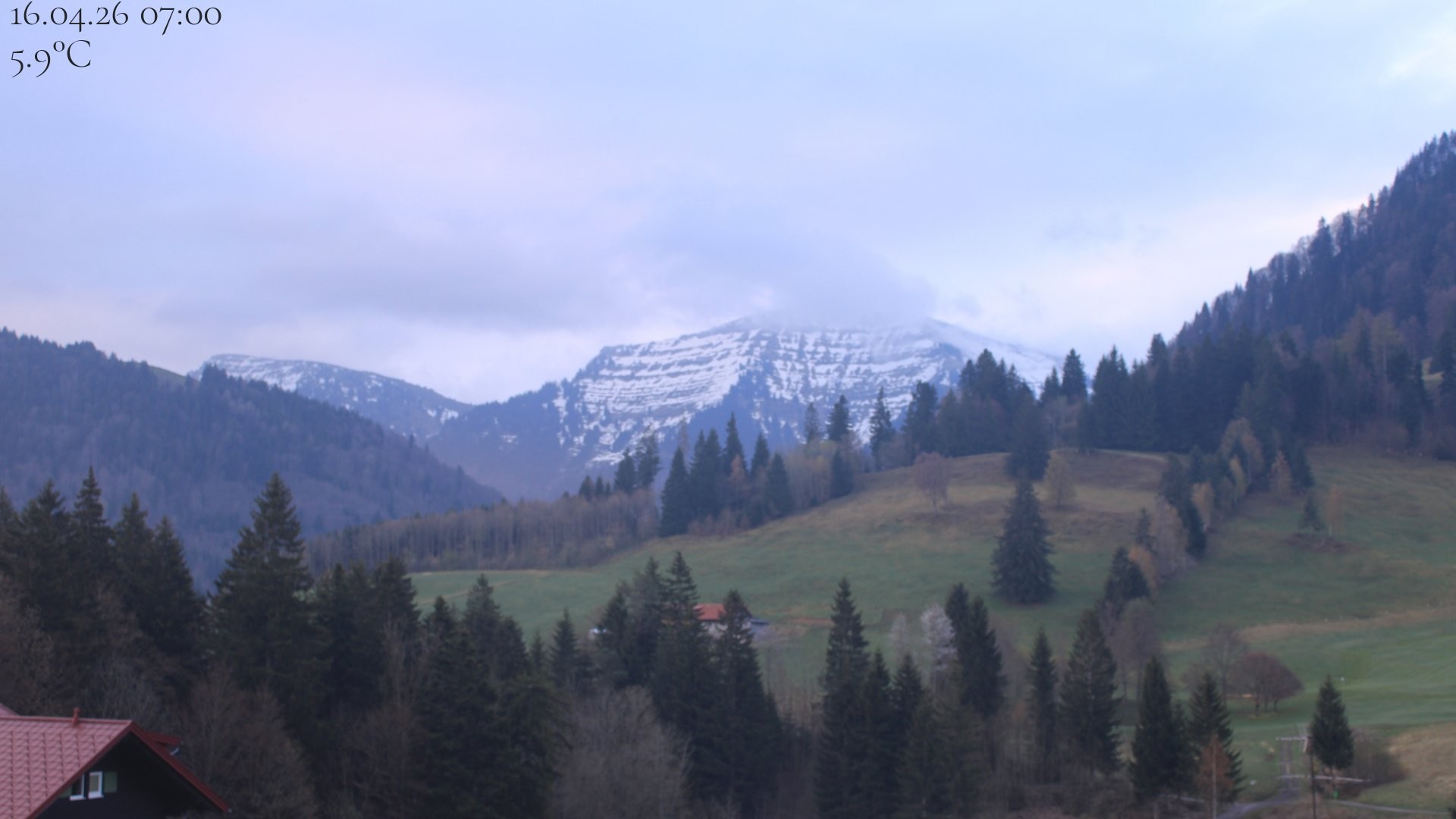 Archiv Foto Webcam Oberstaufen - Blick Hochgrat vom Biohotel Schratt