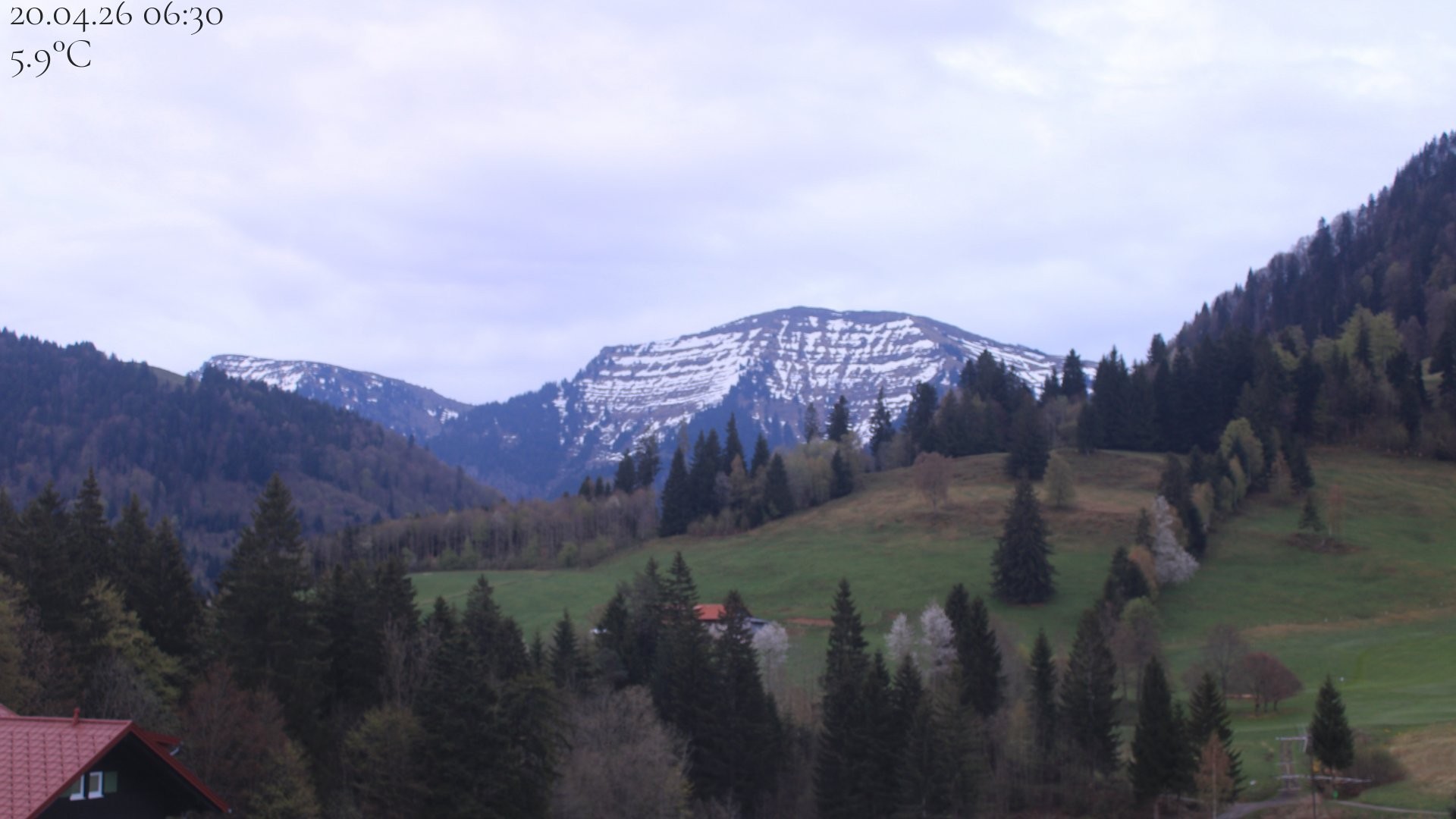 Archiv Foto Webcam Oberstaufen - Blick Hochgrat vom Biohotel Schratt
